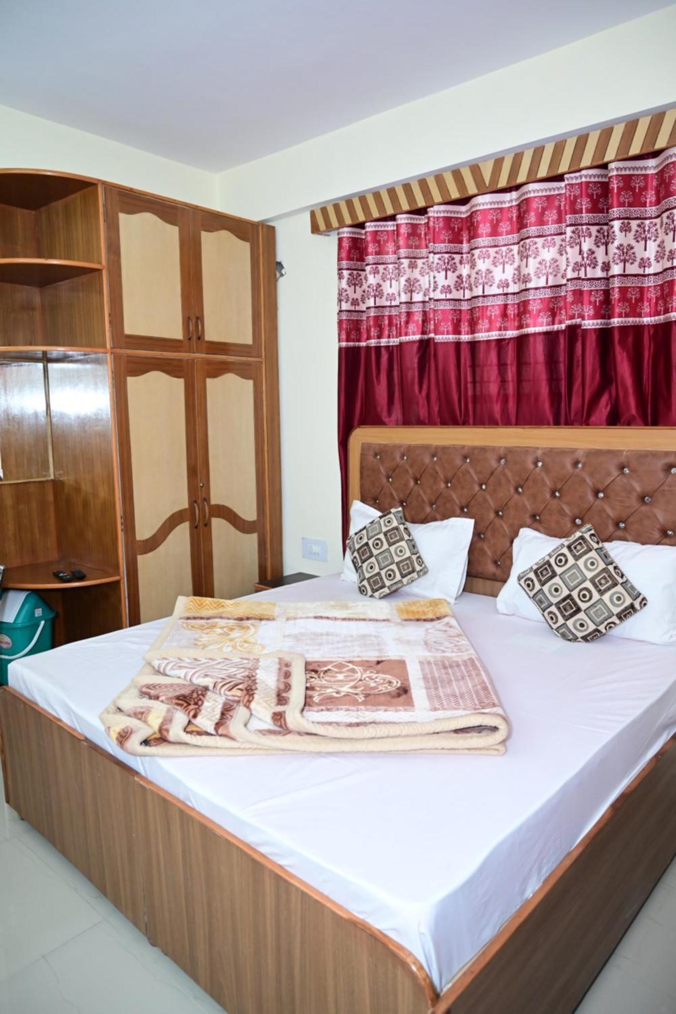 Krishna B&B Near Mall Road Σίμλα Εξωτερικό φωτογραφία