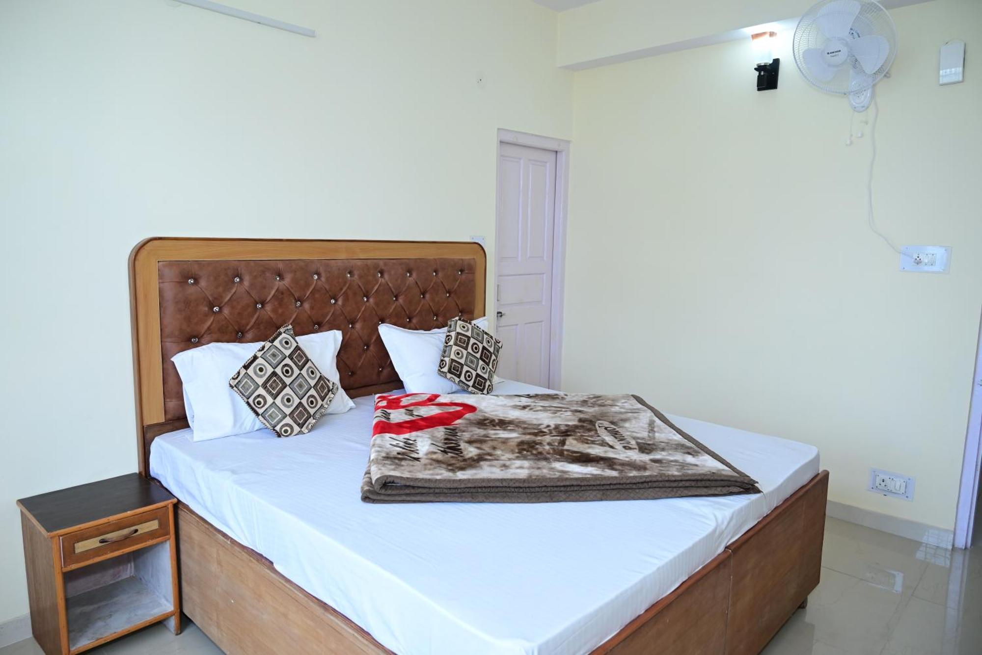 Krishna B&B Near Mall Road Σίμλα Εξωτερικό φωτογραφία