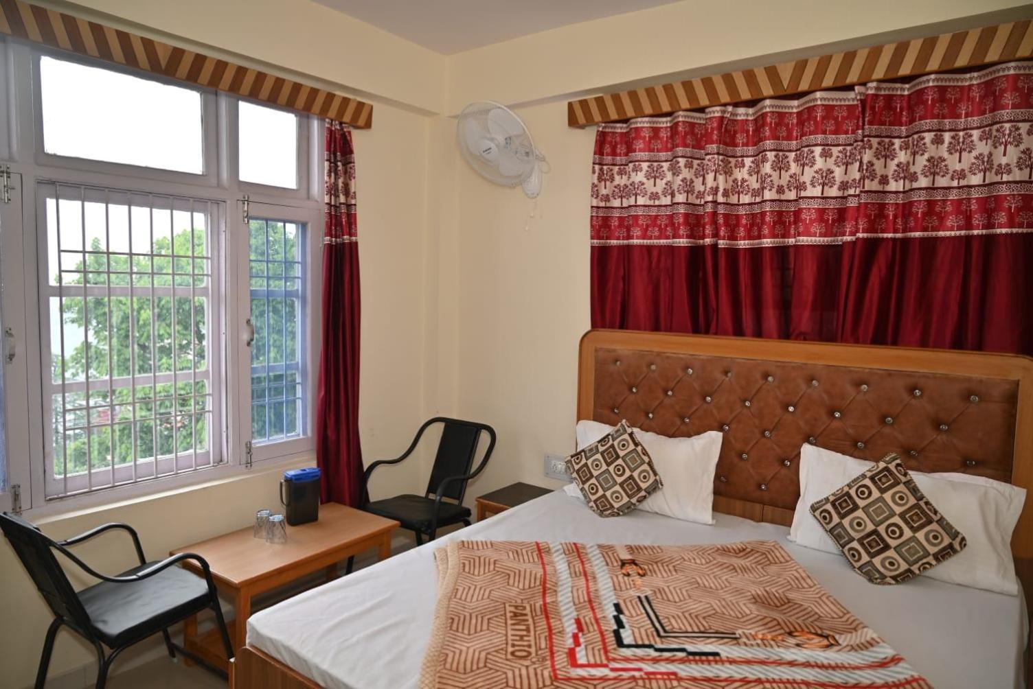 Krishna B&B Near Mall Road Σίμλα Εξωτερικό φωτογραφία