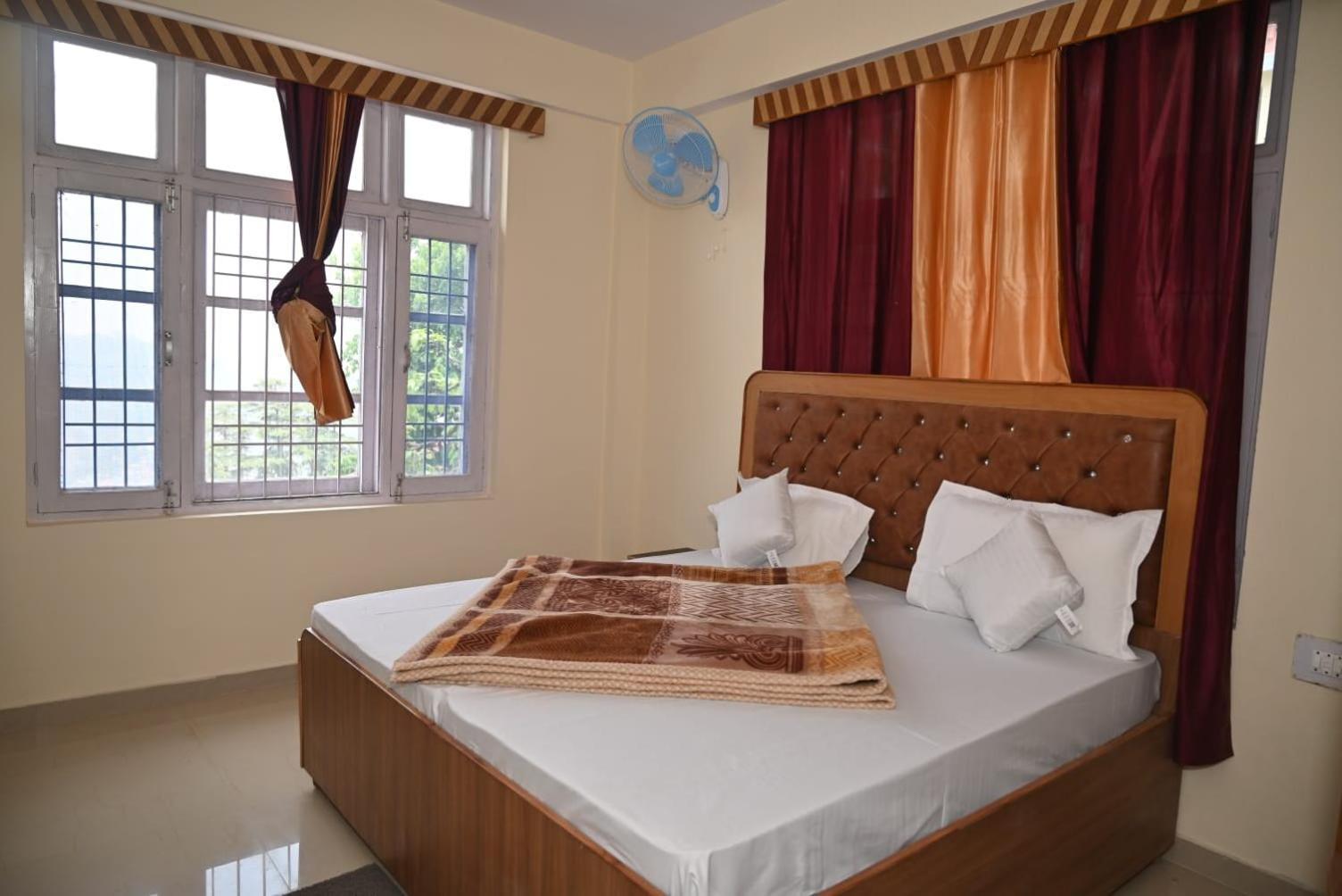 Krishna B&B Near Mall Road Σίμλα Εξωτερικό φωτογραφία