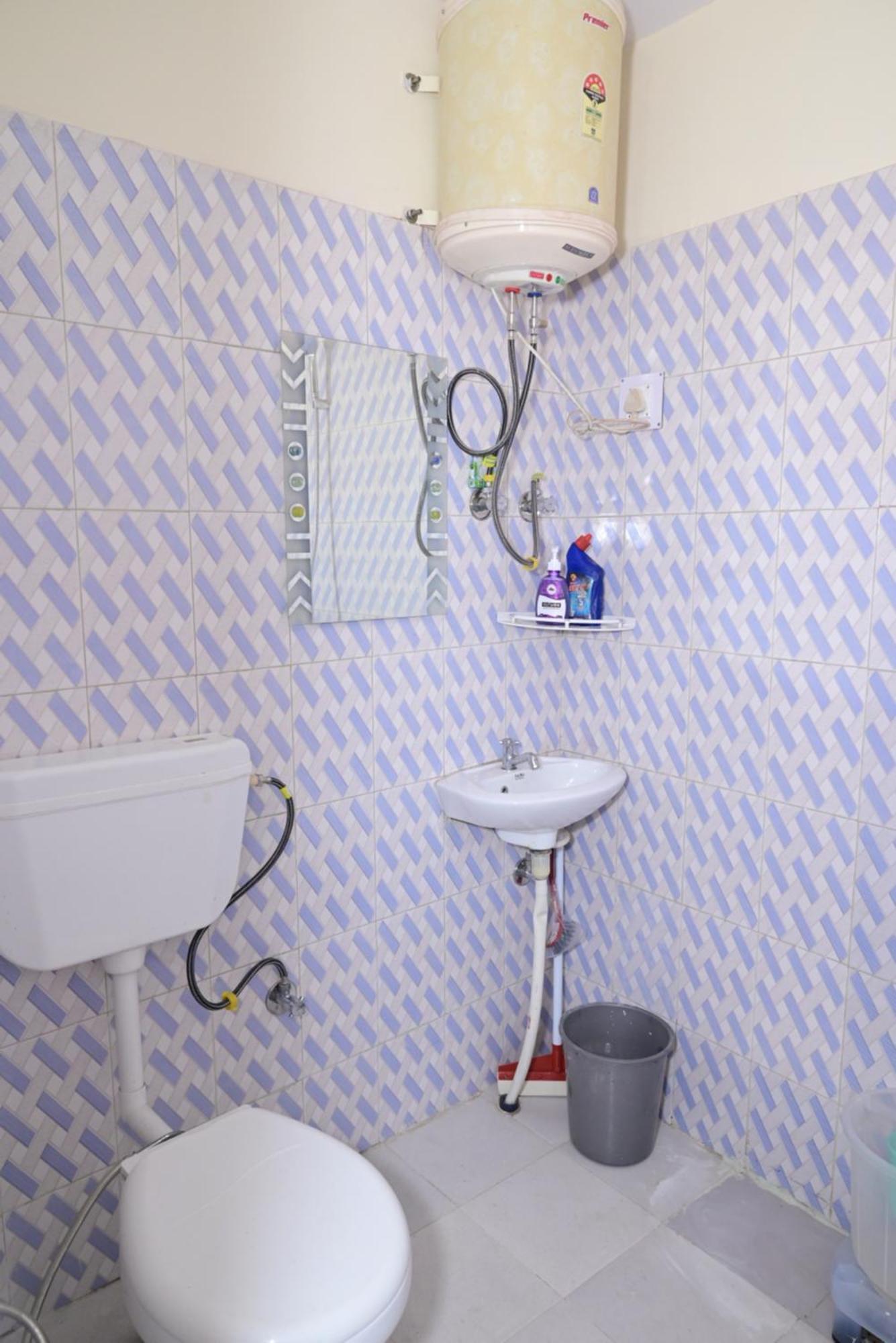 Krishna B&B Near Mall Road Σίμλα Εξωτερικό φωτογραφία